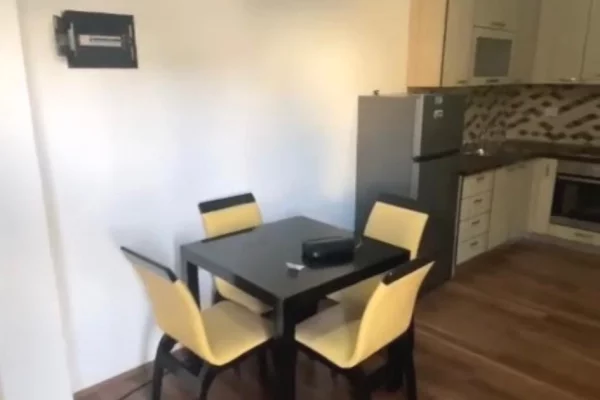 Shtepi me qera 1+1 ne Tirane - 500 Euro