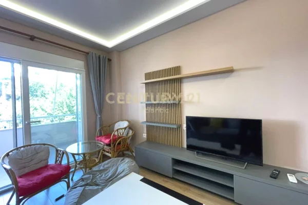 Shtepi ne shitje Apartament ne Durres, 1+1, Mobilimi E mobiluar, Pagesa 125,000  Euro.