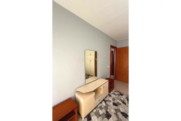 Shtepi me qera 1+1 ne Durres - 350 Euro