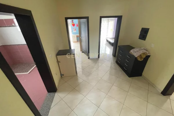 Casa in vendita 4+1 a Durazzo - 250,000 Euro