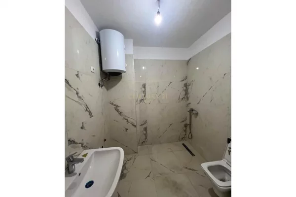 Apartment for sale in Durres 2+1, Emty