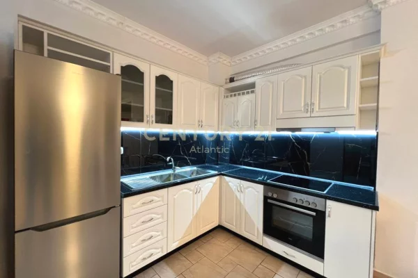 Shtepi ne shitje Apartament ne Durres, 1+1, Mobilimi E mobiluar, Pagesa 110,000  Euro.