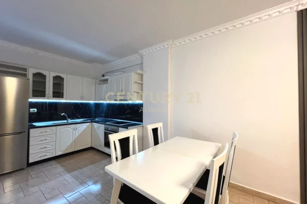 Shtepi ne shitje Apartament ne Durres, 1+1, Mobilimi E mobiluar, Pagesa 110,000  Euro.