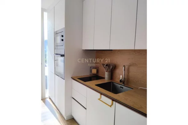 Shtepi me qera Apartament ne Durres, 1+1, Mobilimi E mobiluar, Pagesa 2,000  Euro.