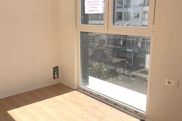 Shtepi me qera Apartament ne Tirane, 2+1, Mobilimi Bosh, pa mobiluar, Pagesa 60,000  Leke.