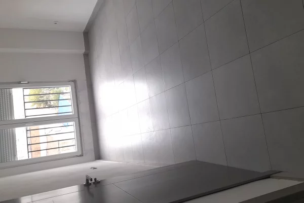 Shtepi me qera Apartament ne Tirane, 3+1, Mobilimi Bosh, pa mobiluar, Pagesa 45,000  Leke.