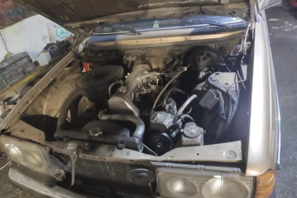 Makina ne shitje ne Tirane - 7,000 Euro