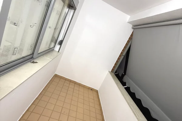 Shtepi me qera Apartament ne Tirane, 1+1, Mobilimi E mobiluar, Pagesa 550  Euro.