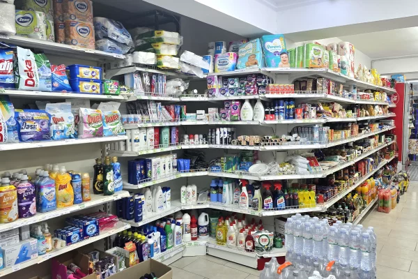 Attivita commerciale in vendita  a Valona - 15,000 Euro