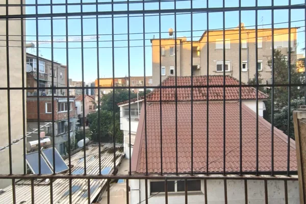 Apartment for rent in Tirana 2+1, Emty