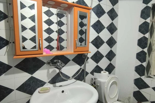 Apartment for rent in Tirana 2+1, Emty