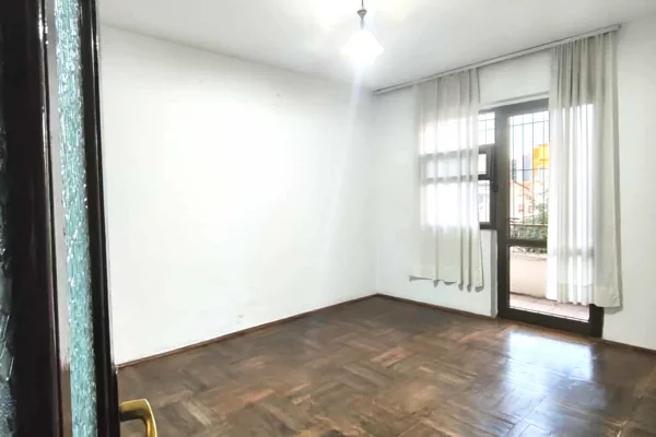 Apartment for rent in Tirana 2+1, Emty