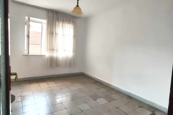 Apartment for rent in Tirana 2+1, Emty