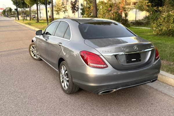 Cars for sale in Tirana - 13,000 Euro