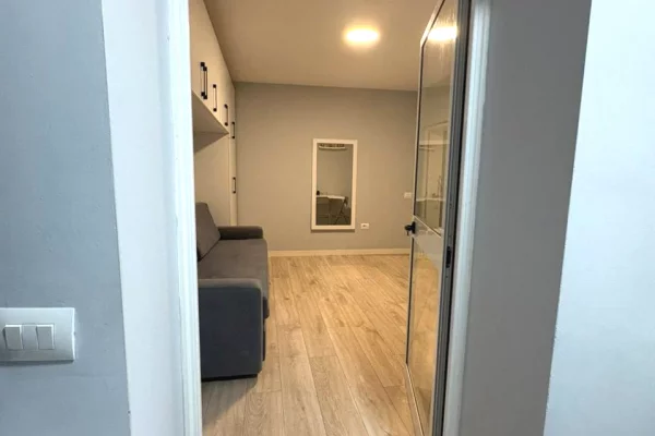 Shtepi me qera Garsoniere ne Tirane - 400 Euro