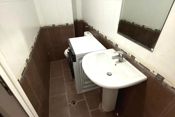 Shtepi me qera 1+1 ne Tirane - 550 Euro