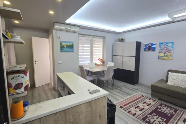 Shtepi me qera 2+1 ne Tirane - 600 Euro
