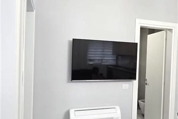 Shtepi me qera Apartament ne Tirane, 2+1, Mobilimi E mobiluar, Pagesa 680  Euro.