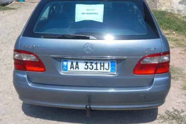 Makina ne shitje ne Tirane - 2,300 Euro