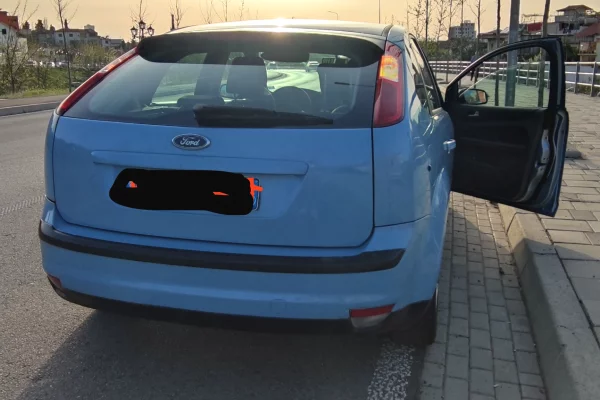 Cars for sale in Tirana - 1,000 Euro