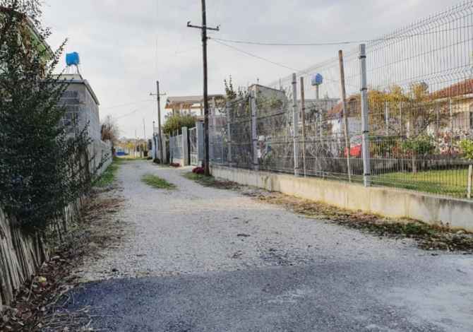 Okazion: Shitet 500 m2 Truall i Shfytezueshem - 5 minuta larg Qendres se KAMZES - Dokum. i Rregullt