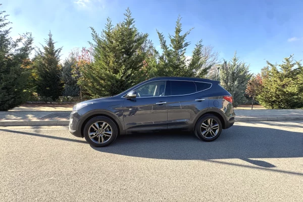 Auto in Vendita  a Tirana - 13,000 Euro