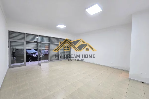 Ambient biznesi me qera 1+1 ne Durres - 300 Euro