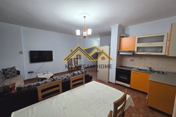 Shtepi me qera Apartament ne Durres, 1+1, Mobilimi E mobiluar, Pagesa 300  Euro.