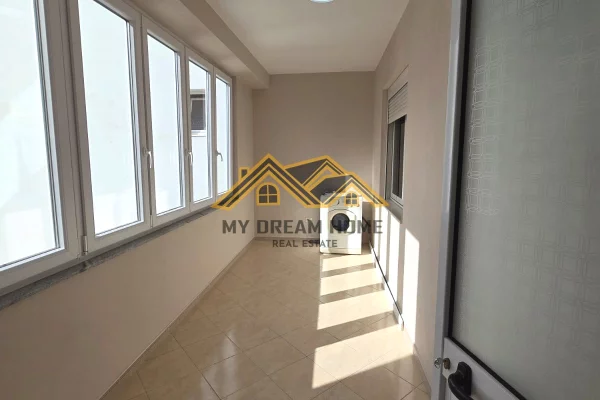 Shtepi me qera 1+1 ne Durres - 400 Euro