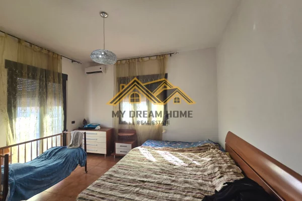 Shtepi me qera 2+1 ne Durres - 550 Euro