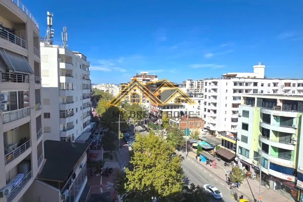 Shtepi me qera Apartament ne Durres, 2+1, Mobilimi E mobiluar, Pagesa 600  Euro.