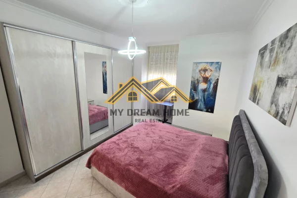 Shtepi me qera Apartament ne Durres, 2+1, Mobilimi E mobiluar, Pagesa 600  Euro.