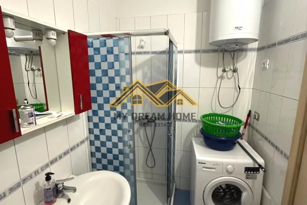 Shtepi me qera Apartament ne Durres, 1+1, Mobilimi E mobiluar, Pagesa 400  Euro.