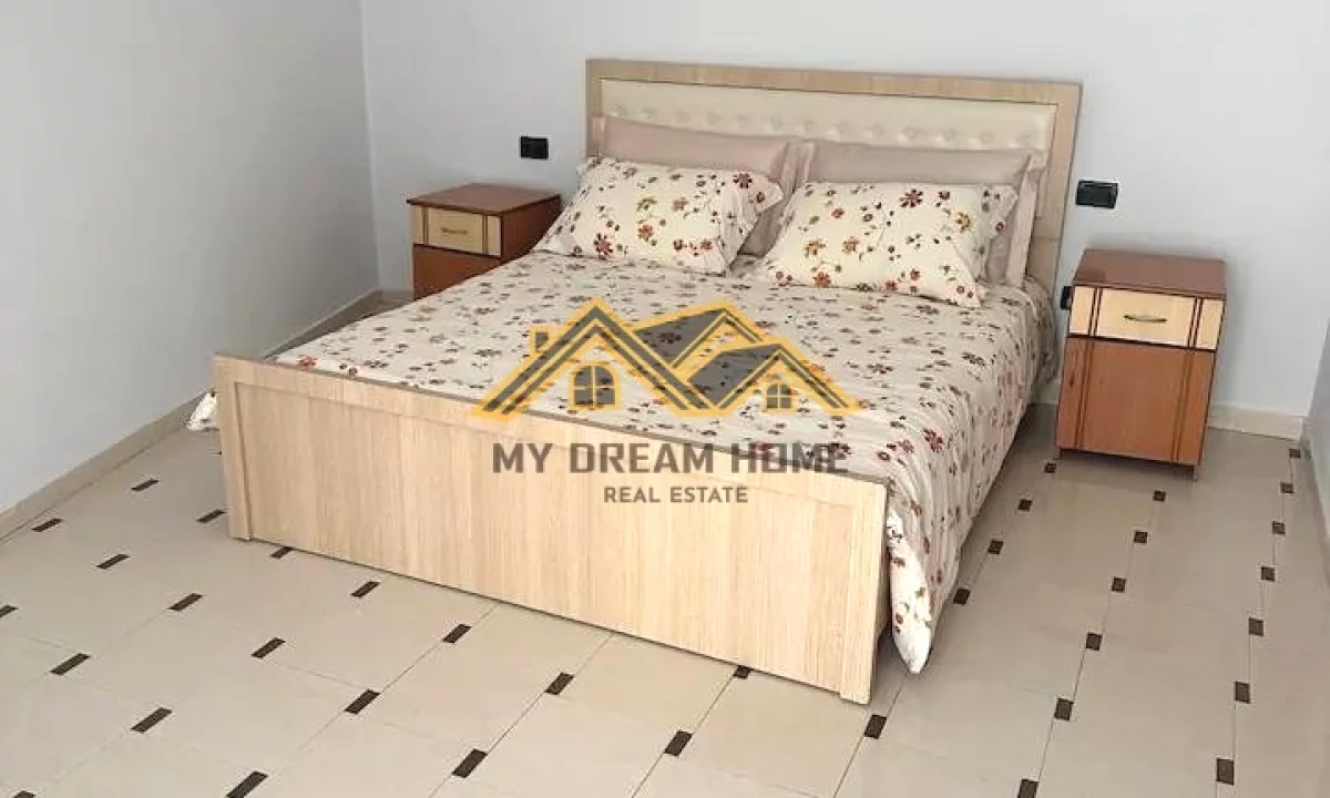 Shtepi me qera Apartament ne Durres, Garsoniere, Mobilimi E mobiluar, Pagesa 270  Euro.