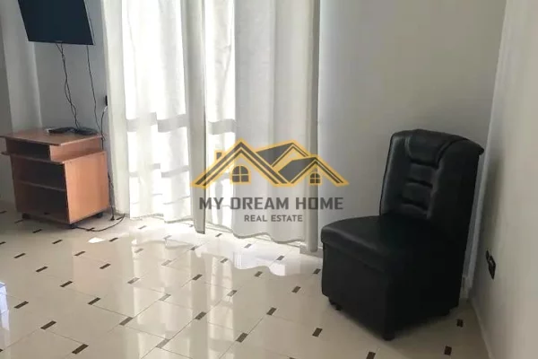 Shtepi me qera Apartament ne Durres, Garsoniere, Mobilimi E mobiluar, Pagesa 270  Euro.