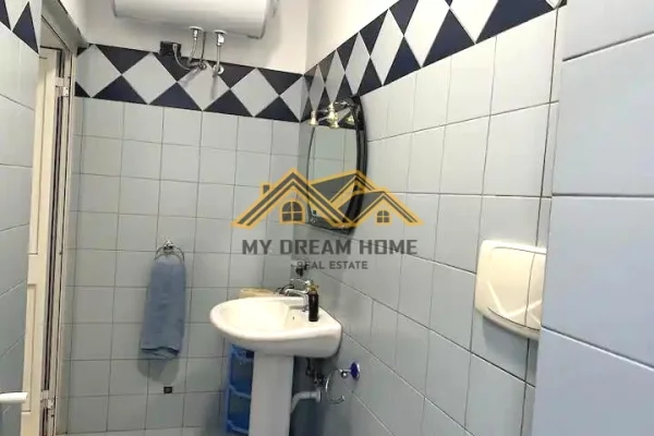 Shtepi me qera Apartament ne Durres, Garsoniere, Mobilimi E mobiluar, Pagesa 270  Euro.