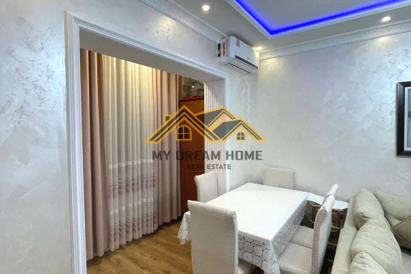 Shtepi ne shitje Apartament ne Durres, 2+1, Mobilimi E mobiluar, Pagesa 120,000  Euro.