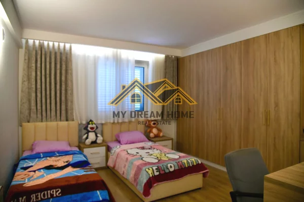 Shtepi me qera 2+1 ne Durres - 2,000 Euro