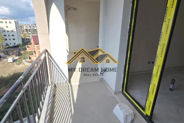 Shtepi ne shitje Apartament ne Durres, 1+1, Mobilimi E mobiluar, Pagesa 74,000  Euro.