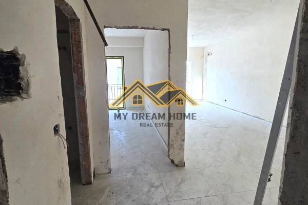 Shtepi ne shitje Apartament ne Durres, 1+1, Mobilimi E mobiluar, Pagesa 74,000  Euro.