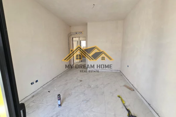 Shtepi ne shitje Apartament ne Durres, 1+1, Mobilimi E mobiluar, Pagesa 74,000  Euro.