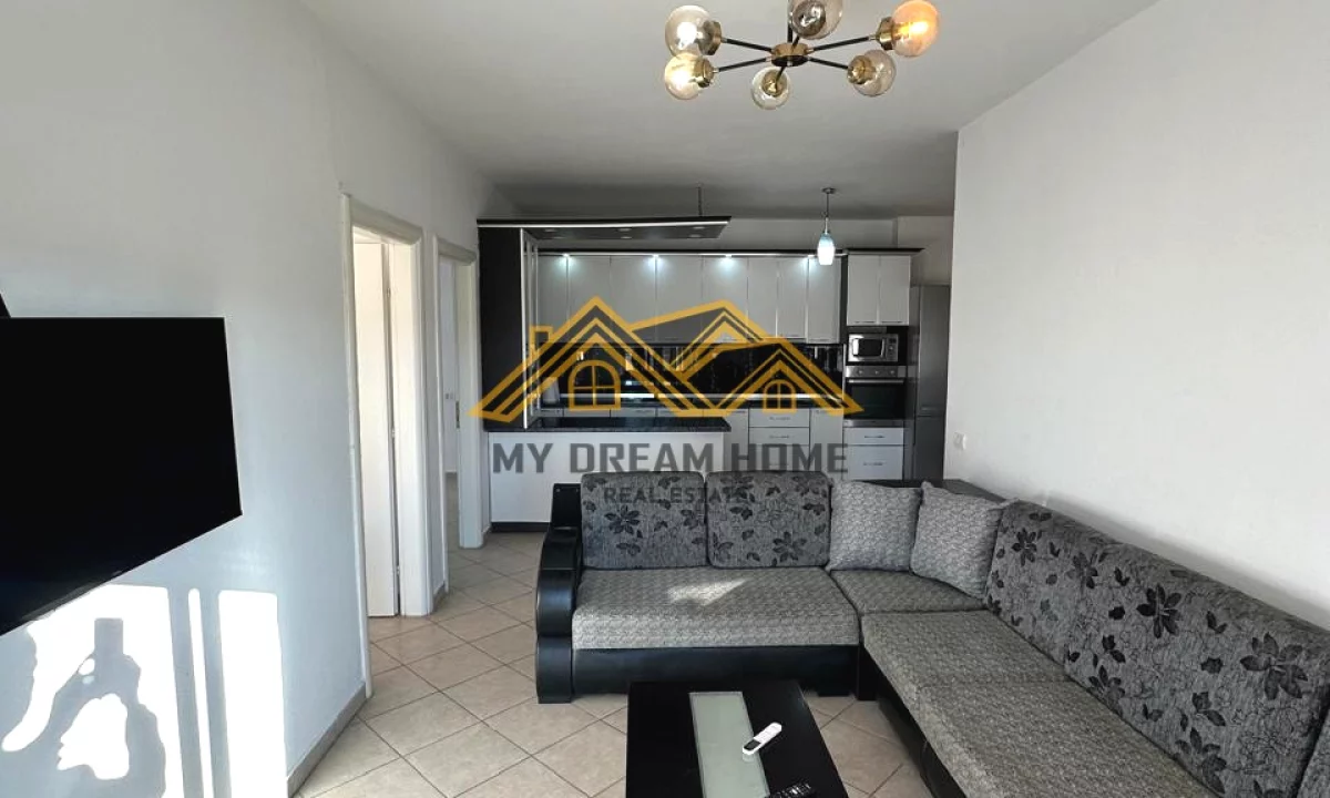 Shtepi ne shitje Apartament ne Durres, 3+1, Mobilimi E mobiluar, Pagesa 135,000  Euro.