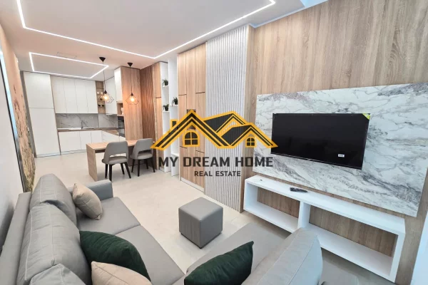 Shtepi me qera 1+1 ne Durres - 600 Euro