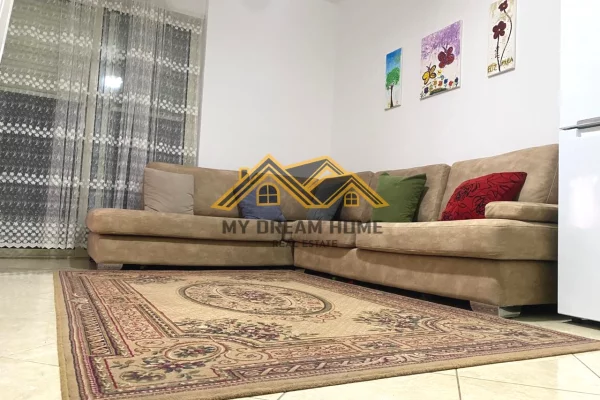 Shtepi me qera 1+1 ne Durres - 250 Euro