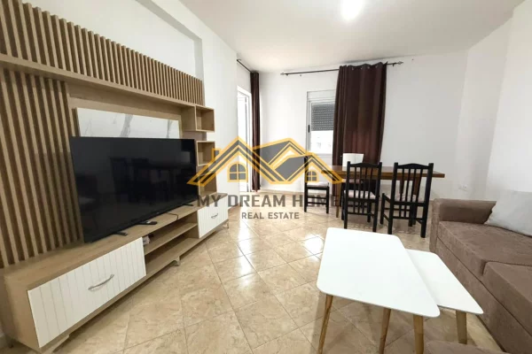 Shtepi ne shitje Apartament ne Durres, 1+1, Mobilimi E mobiluar, Pagesa 85,000  Euro.