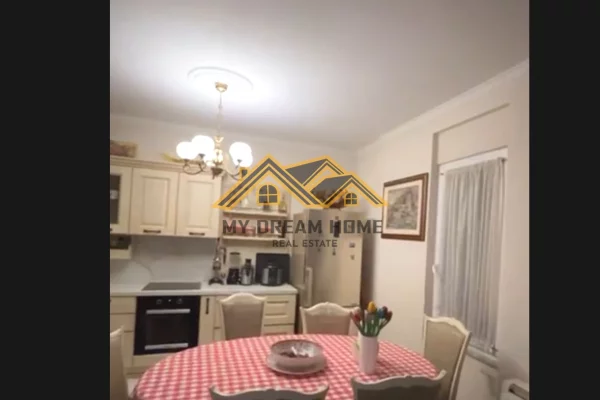 Shtepi me qera 2+1 ne Durres - 800 Euro