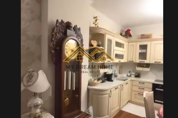 Shtepi me qera Apartament ne Durres, 2+1, Mobilimi E mobiluar, Pagesa 800  Euro.