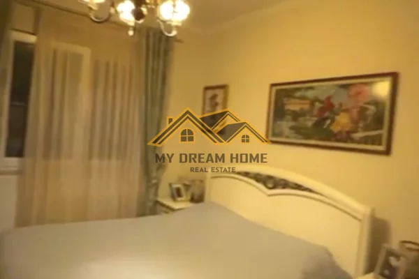 Shtepi me qera Apartament ne Durres, 2+1, Mobilimi E mobiluar, Pagesa 800  Euro.