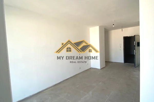 Shtepi me qera 3+1 ne Durres - 500 Euro