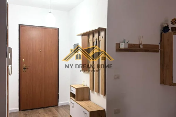 Shtepi me qera Apartament ne Durres, 1+1, Mobilimi E mobiluar, Pagesa 450  Euro.
